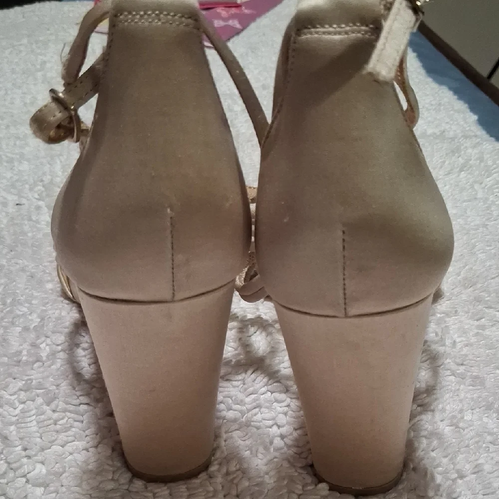 Badgley Mischka Champagne Satin Crystal T-Strap Heels - Picture 6 of 10